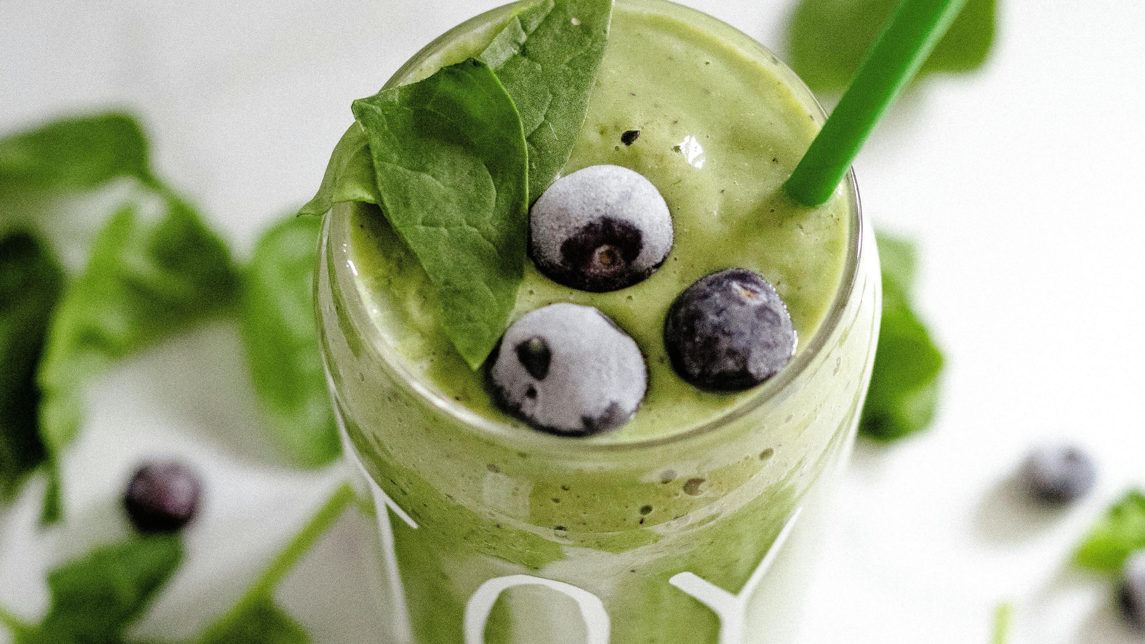This Timeless Green Smoothie Nourishes You for Life!